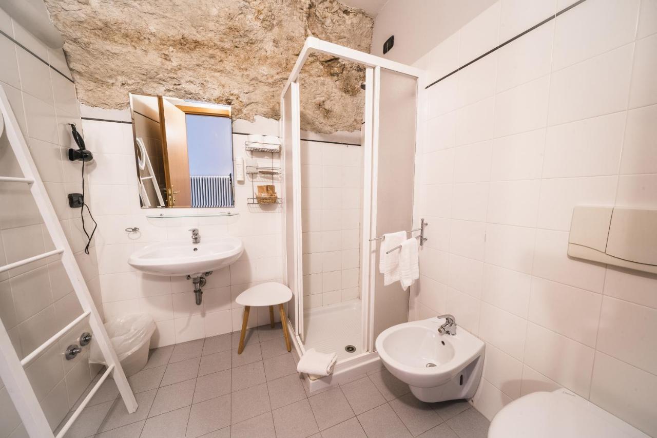 La Cantinota - Locanda De Manincor Rooms Arco Zewnętrze zdjęcie